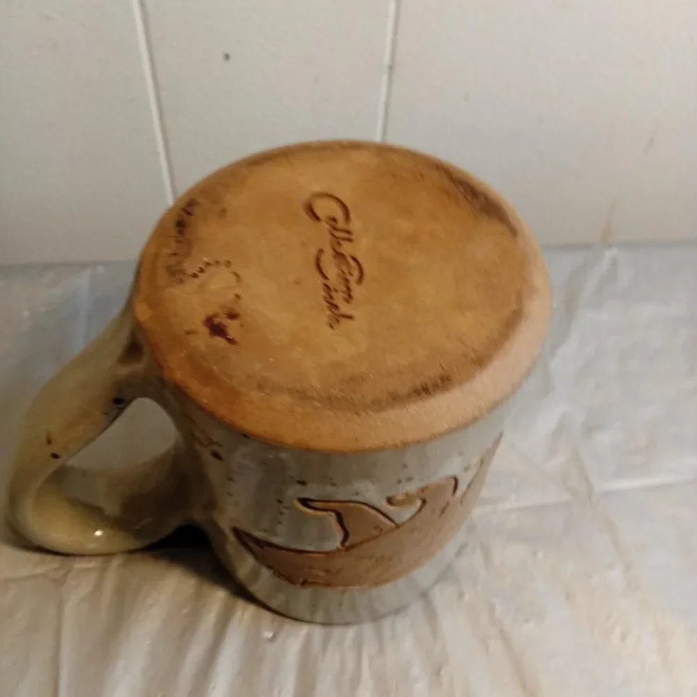 Collection Circle Ceramic Bear Mug Collection Circle Ceramic Bear Mug - Picture 4 of 8